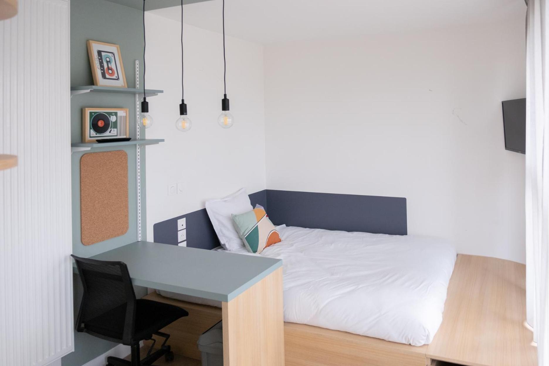 Residence Kley Клиши Екстериор снимка
